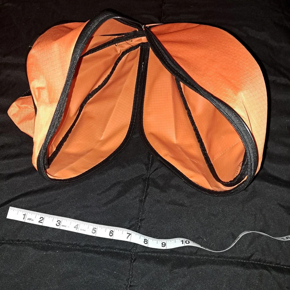 NEW FUN -  Round Basketball Shaped Bag 34 in round